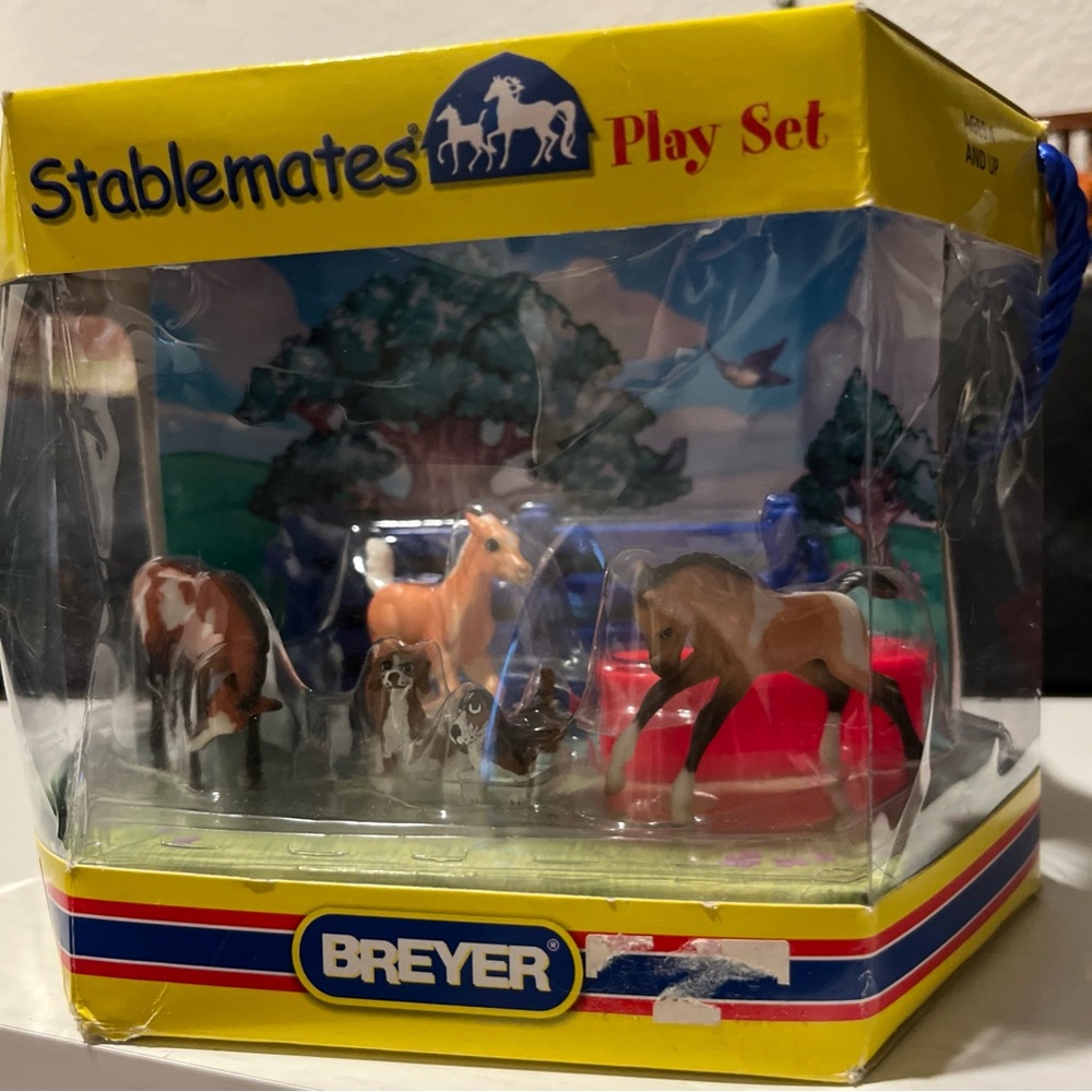Breyer Stablemates Puppies and Foals Play Set - REDUCED!!